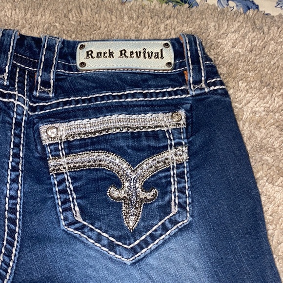 Rock RevivalJeans Sz 26 Blue Distressed Whisper New w/out Tags - Picture 8 of 14